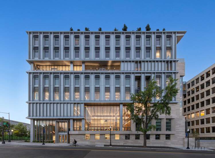 美国著名建筑师与教育家 罗伯特·A·M·斯特恩逝世，享年86岁 - 5 的图像 5