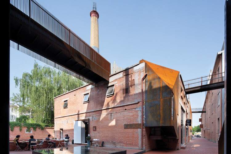 记录时光的材质：10个运用耐候钢（Corten Steel）的当代项目 - 5 的图像 30