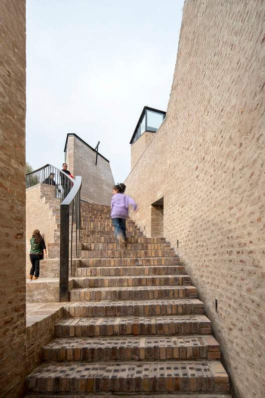 西乌素图村民中心获阿卡汗建筑奖，专访张鹏举 - 10 的图像 34