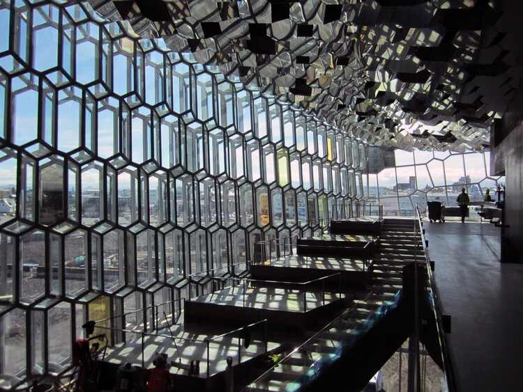 超越形态：光影如何塑造建筑氛围 - 53 的图像 53