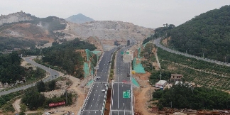 翔安机场高速公路海翔大道段顺利完工