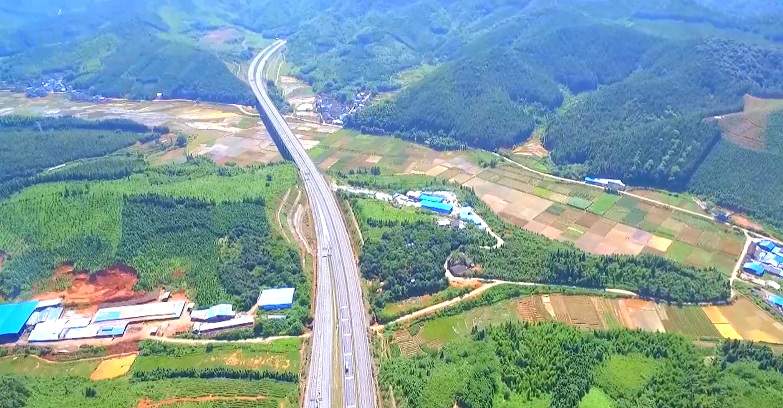 松溪至建瓯高速公路1.jpg 松溪至建瓯高速公路通过竣工验收(图1)